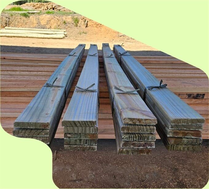 imagem madeira serrada deck réguas tábuas pinus tratado eucatratus
